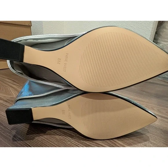 Nine West Women Shoes 8M Amazing Slouchy Point Wedge Heel Boots Silver - Picture 8 of 11